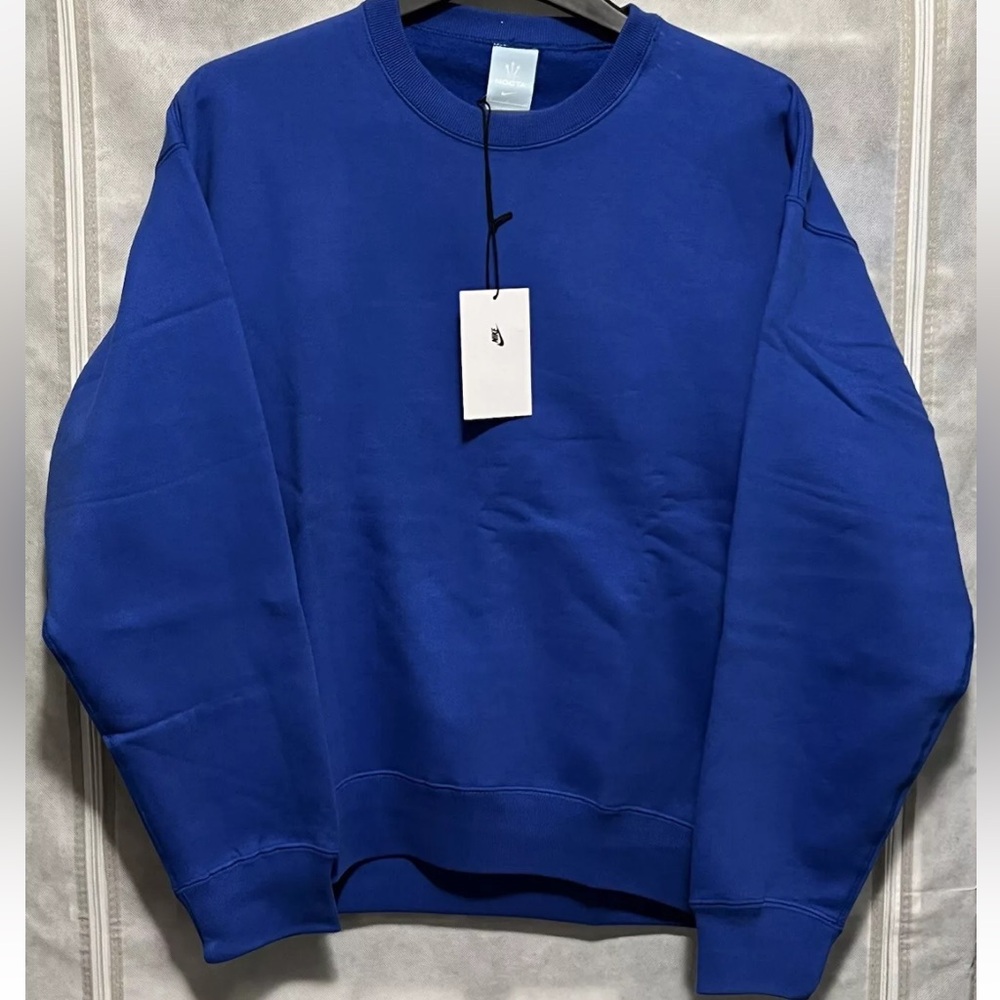 Nike Blue Crewneck Sweater Vibrant Design